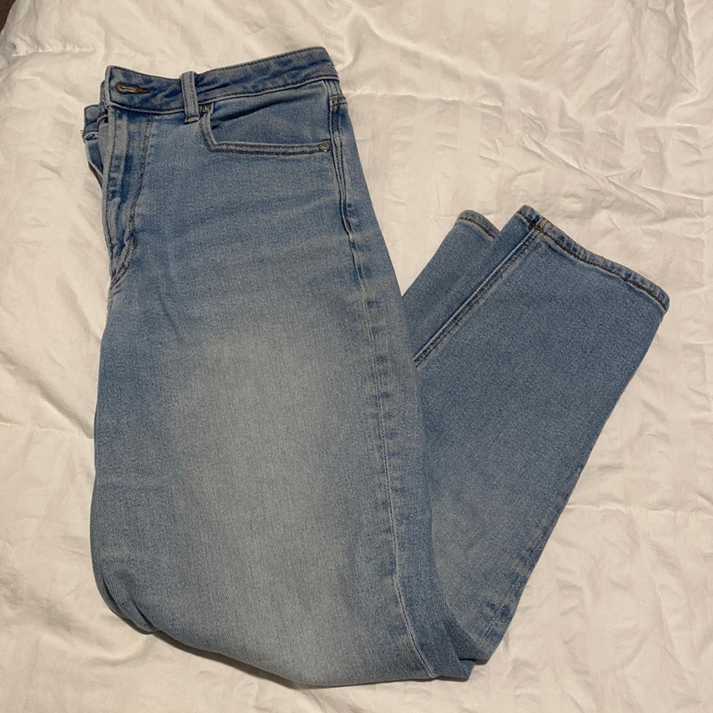 American eagle mom jeans